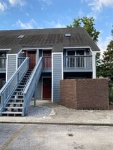 145 Colonial Cir in Murrells Inlet, SC - Building Photo - Building Photo