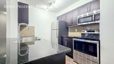 81 Legacy Blvd SE in Calgary, AB - Building Photo - Building Photo