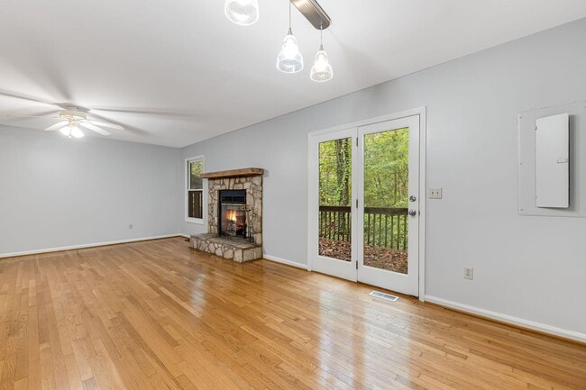 103 Parkway Vista Dr in Asheville, NC - Building Photo - Building Photo