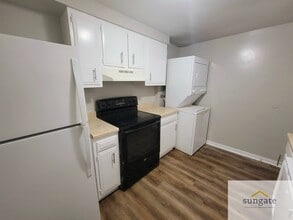 488 West Ct in Glen Burnie, MD - Building Photo - Building Photo