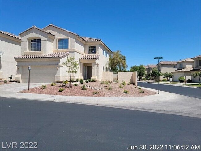 9712 Floweret Ave in Las Vegas, NV - Building Photo - Building Photo
