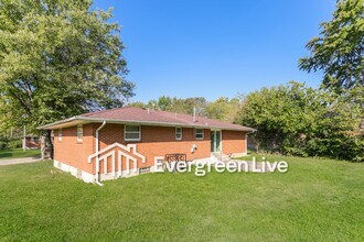 5301 Tucson Dr in Dayton, OH - Building Photo - Building Photo