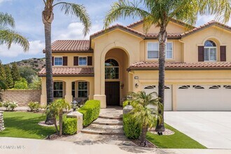 5859 Evening Sky Dr in Simi Valley, CA - Building Photo - Building Photo