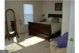 1951 Camelia Ct in Odenton, MD - Building Photo - Building Photo