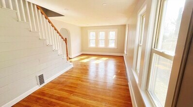 18 Taft Rd in Weymouth, MA - Building Photo - Building Photo