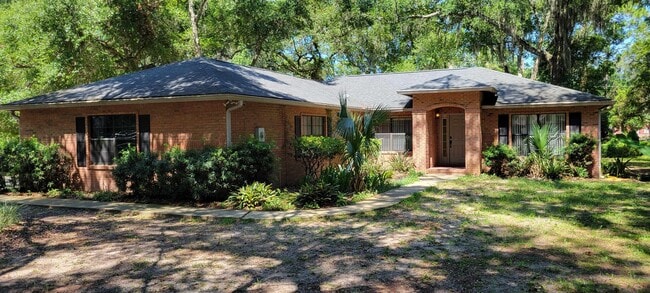 property at 305 Raintree Trail