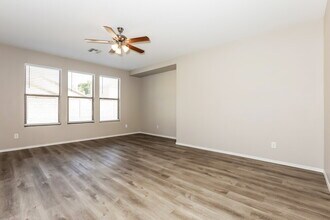 6879 S Onyx Dr in Chandler, AZ - Building Photo - Building Photo