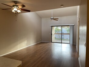 205 N 74th St, Unit Condo in Mesa, AZ - Building Photo - Building Photo