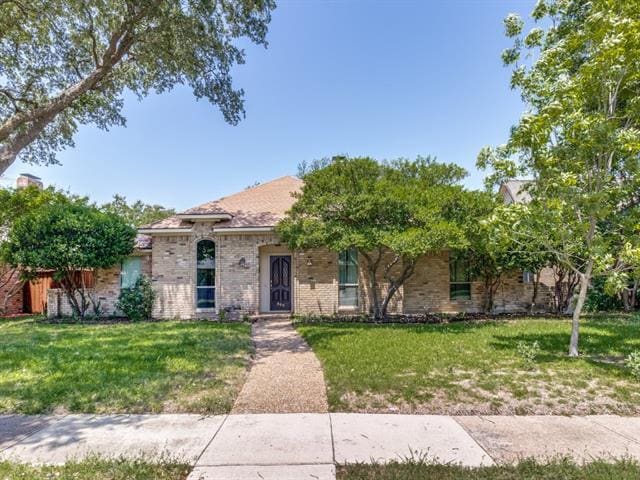 property at 207 Hemlock Dr