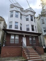 1700 John F. Kennedy Blvd in Jersey City, NJ - Building Photo