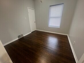 7147 S Woodlawn Ave in Chicago, IL - Building Photo - Building Photo