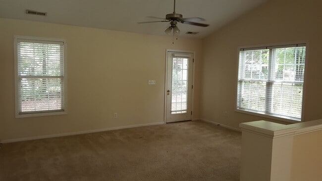 130 W Oak Ave in Wake Forest, NC - Building Photo - Building Photo