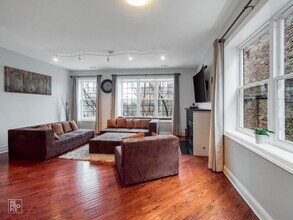 3610 S Ellis Ave in Chicago, IL - Building Photo - Building Photo