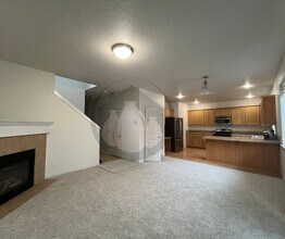 859 Harbour Ln NE in Keizer, OR - Building Photo - Building Photo