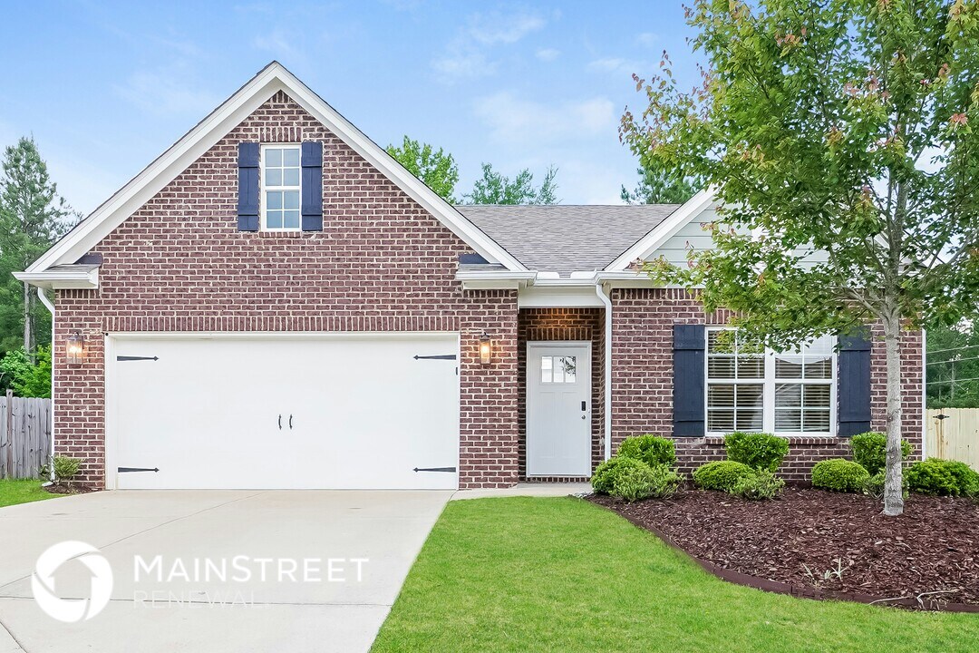 1080 Park View Dr in Chelsea, AL - Building Photo