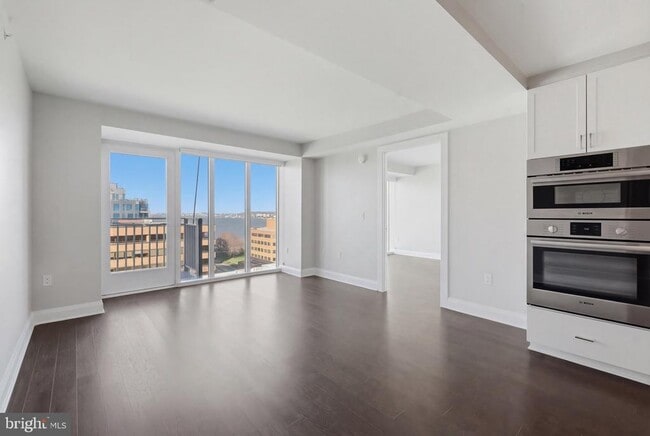 925 N Fairfax St in Alexandria, VA - Building Photo - Building Photo