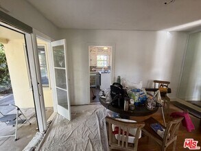 14119 Erwin St in Los Angeles, CA - Building Photo - Building Photo