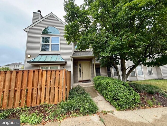property at 2206 Brookhaven Dr