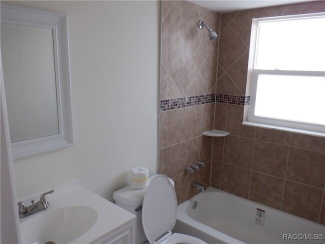 923 E Turner Camp Rd in Inverness, FL - Building Photo - Building Photo