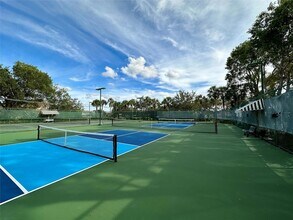 746 NW 170th Terrace, Unit 123005 in Pembroke Pines, FL - Building Photo - Building Photo