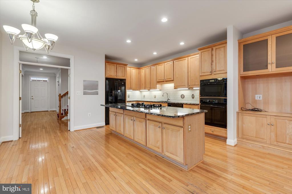 427 Park Ave in Falls Church, VA - Building Photo