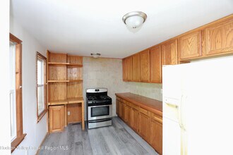 47 S Pine St in Kingston, NY - Building Photo - Building Photo