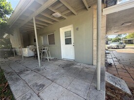 6XXX Dawson St in Hollywood, FL - Building Photo