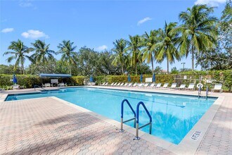 1440 Coronado Rd in Weston, FL - Building Photo - Building Photo