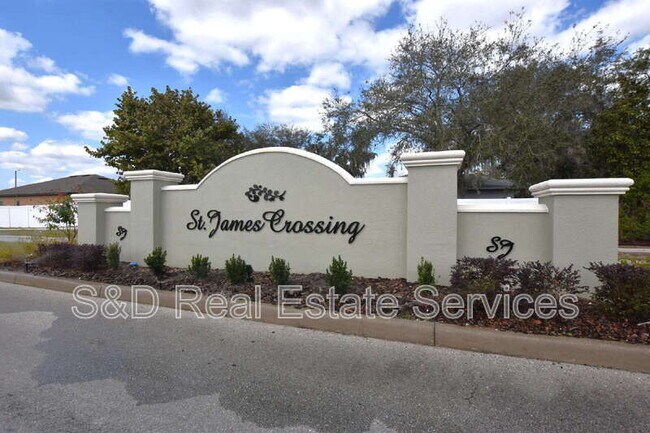 4932 St James St in Winter Haven, FL - Building Photo - Building Photo