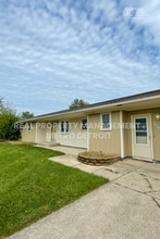 20875 Miles S in Clinton Township, MI - Building Photo - Building Photo