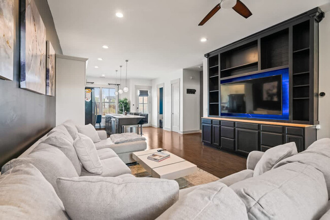 1006 Free Silver Rd in Nashville, TN - Building Photo - Building Photo