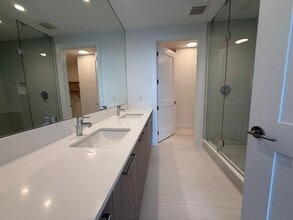 151 N Seabreeze Blvd in Fort Lauderdale, FL - Foto de edificio - Building Photo