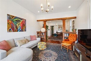 1805 St Roch Ave in New Orleans, LA - Building Photo