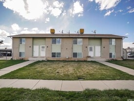 85 S 1450 W in Clearfield, UT - Building Photo