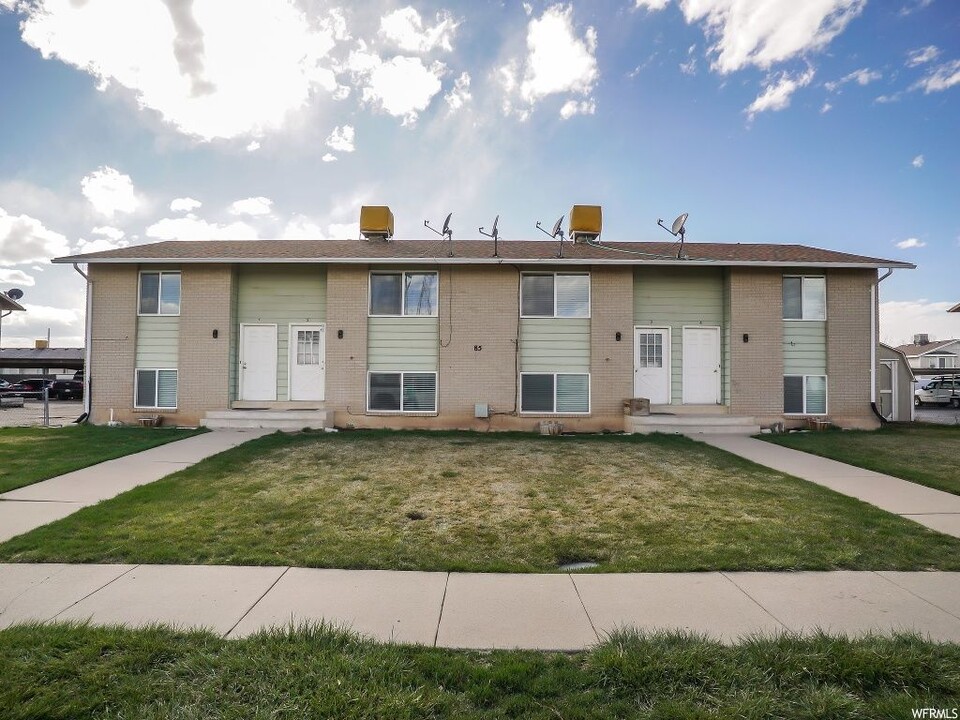 85 S 1450 W in Clearfield, UT - Building Photo