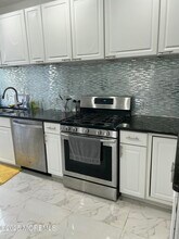 235 S Lincoln Ave in Long Branch, NJ - Building Photo - Building Photo
