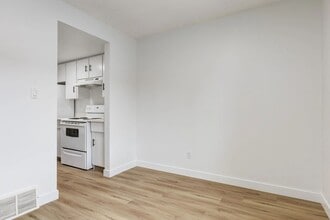 Hartford County Townhomes in Edmonton, AB - Building Photo - Building Photo