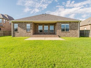 1500 SW Wisteria Ave in Bentonville, AR - Building Photo - Building Photo