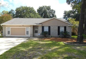 4530 Quailgate Dr in Spring, TX - Building Photo