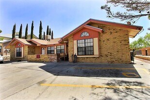 1380 Trudy Elaine Dr in El Paso, TX - Building Photo