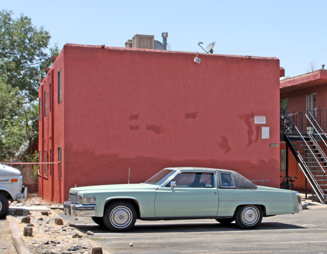 233 Tennessee St NE in Albuquerque, NM - Building Photo - Building Photo