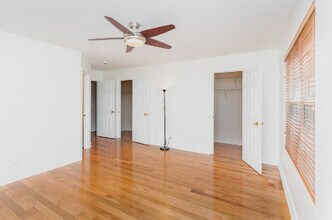 593 Springbrook Trl N, Unit 593 in Oswego, IL - Building Photo - Building Photo