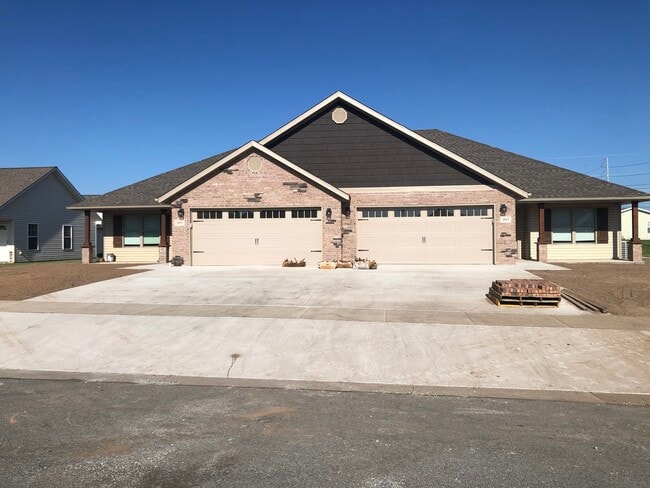 property at 2513 Murphy Ave