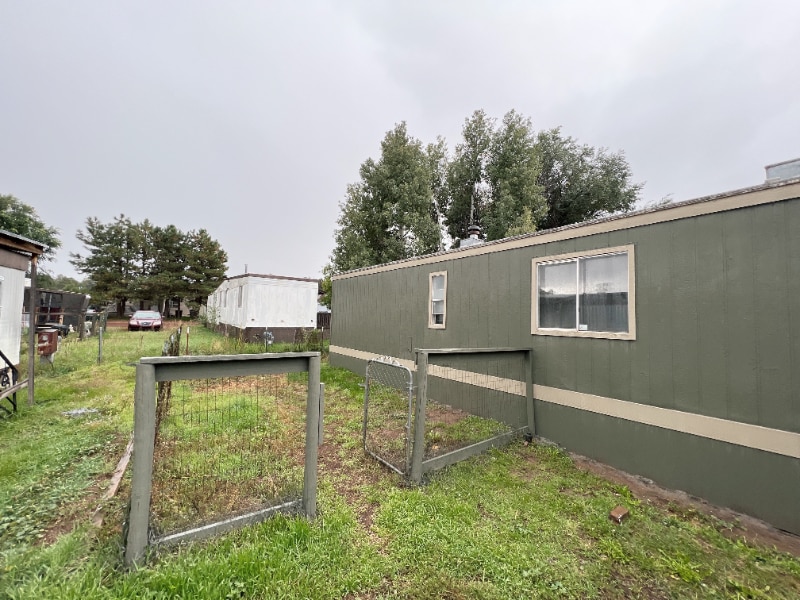 2000 E Frontier Ave in Flagstaff, AZ - Building Photo