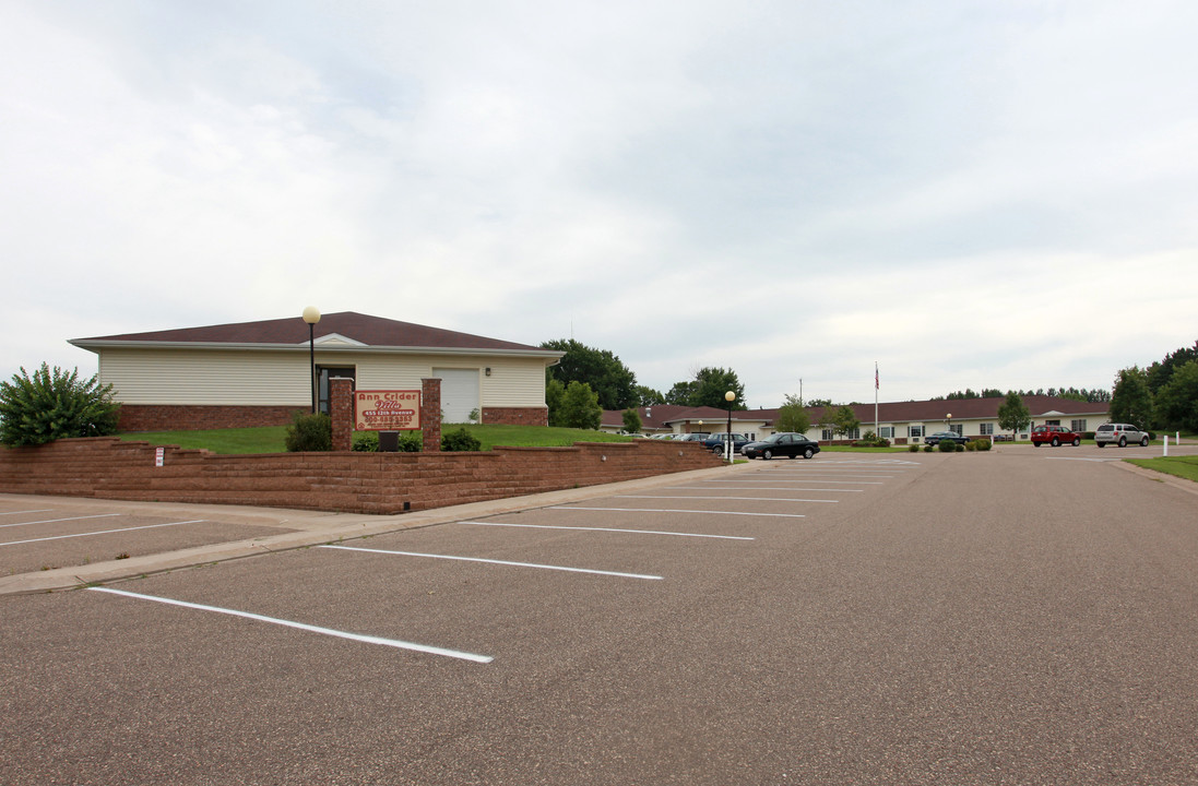 Ann Crider Villa in Baldwin, WI - Building Photo