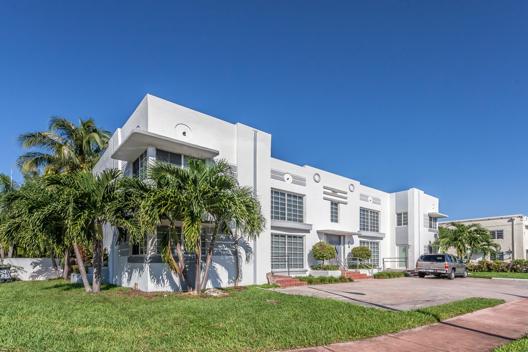 3900 N Meridian Ave in Miami Beach, FL - Building Photo