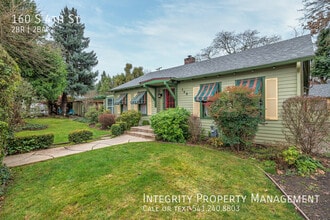 160 S 4th St in Jacksonville, OR - Building Photo - Building Photo