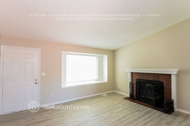 19669 E Bails Pl in Aurora, CO - Building Photo - Building Photo