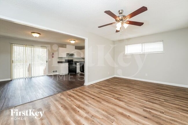 123 Scarsdale Dr in Riverdale, GA - Building Photo - Building Photo