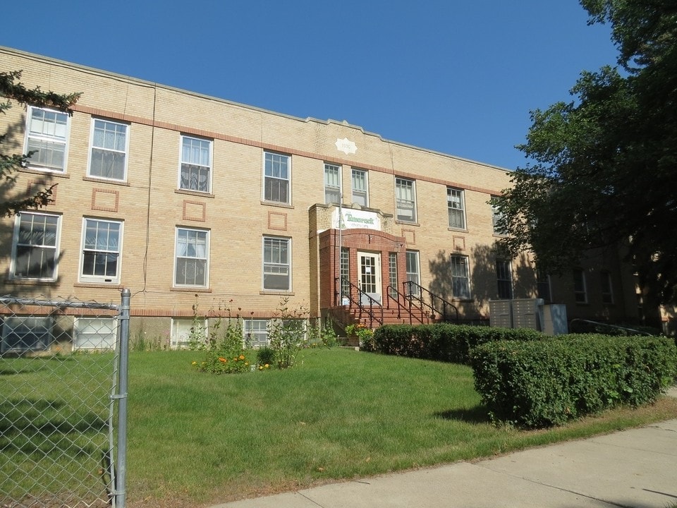 Tamarack Apartments in Conrad, MT - Foto de edificio